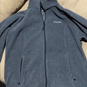 💥💥2/$15 Columbia grey fleece jacket